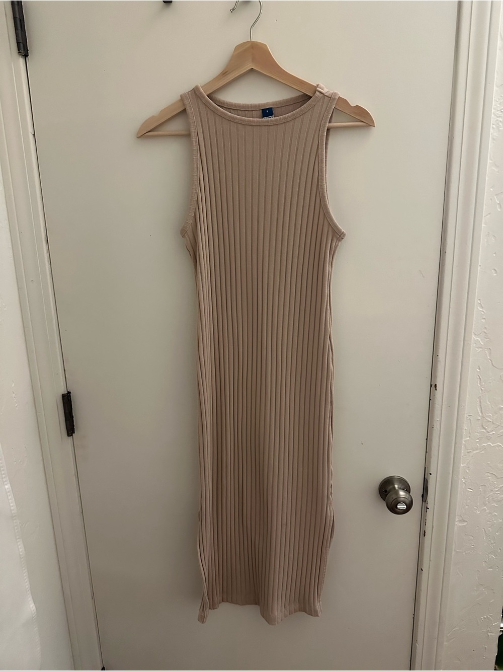 Old Navy Ribbed Midi Dress